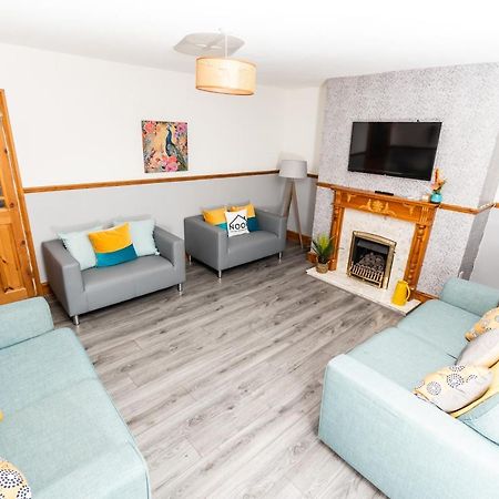 Greenbourne - 4 Bedrooms Sleeps 8 Free Parking Gateshead Exterior photo